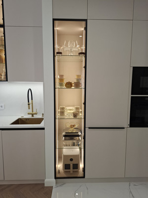 Продам двухкомнатную (2-комн.) квартиру, Архитектора Щусева ул, 4к2, Москва г