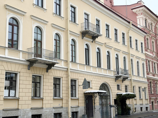 Продам многокомнатную квартиру, Реки Мойки наб, 82, Санкт-Петербург г