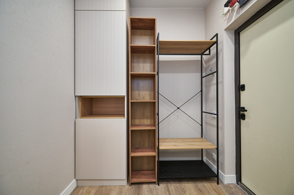 Продам двухкомнатную (2-комн.) квартиру, Торговая ул, 6, Заречье рп