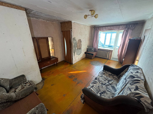 Продам двухкомнатную (2-комн.) квартиру, Лазо ул, 108к3, Комсомольск-на-Амуре г