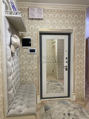 Продам трехкомнатную (3-комн.) квартиру, Литературный (Пригород Лесное мкр.) б-р, 7, Мисайлово д