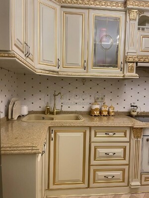 Продам трехкомнатную (3-комн.) квартиру, Литературный (Пригород Лесное мкр.) б-р, 7, Мисайлово д