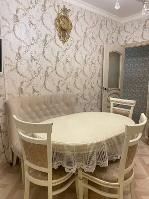 Продам трехкомнатную (3-комн.) квартиру, Литературный (Пригород Лесное мкр.) б-р, 7, Мисайлово д