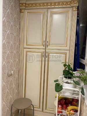 Продам трехкомнатную (3-комн.) квартиру, Литературный (Пригород Лесное мкр.) б-р, 7, Мисайлово д