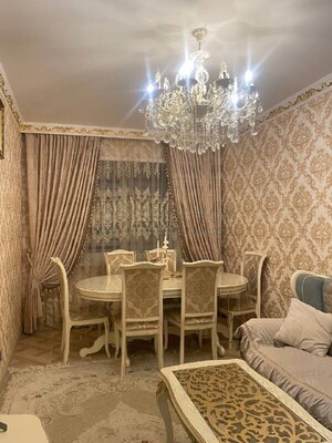 Продам трехкомнатную (3-комн.) квартиру, Литературный (Пригород Лесное мкр.) б-р, 7, Мисайлово д