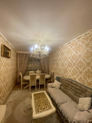 Продам трехкомнатную (3-комн.) квартиру, Литературный (Пригород Лесное мкр.) б-р, 7, Мисайлово д