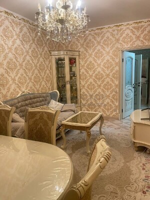 Продам трехкомнатную (3-комн.) квартиру, Литературный (Пригород Лесное мкр.) б-р, 7, Мисайлово д