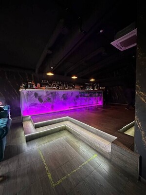 Продам коммерческое помещение 450 м2, Саляма Адиля ул, 9к3, Москва г