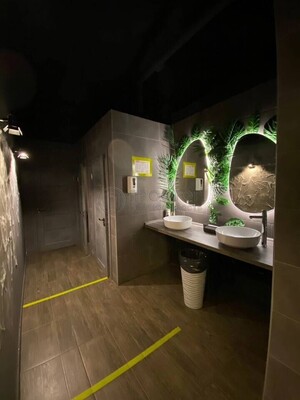 Продам коммерческое помещение 450 м2, Саляма Адиля ул, 9к3, Москва г