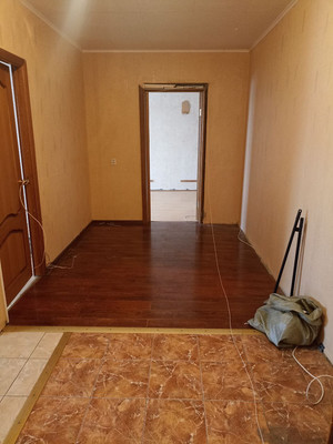 Продам трехкомнатную (3-комн.) квартиру, Камышовая ул, 54к1, Санкт-Петербург г