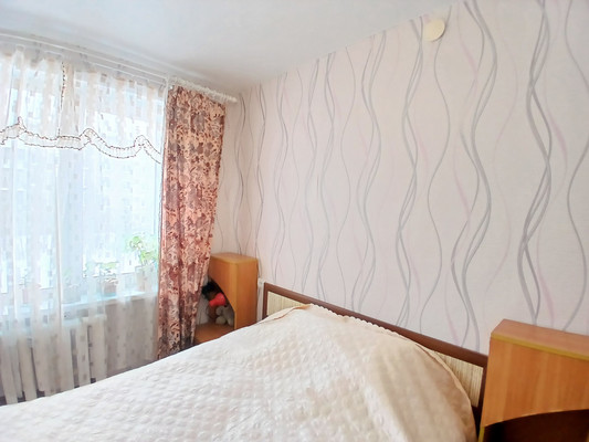 Продам двухкомнатную (2-комн.) квартиру, Больничная ул, 2, Юго-Камский п