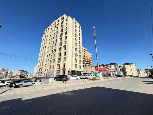 Продам трехкомнатную (3-комн.) квартиру, Атажукина ул, 2ка, Нальчик г