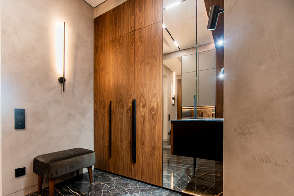 Сдам трехкомнатную (3-комн.) квартиру, Петровский пр-кт, 24к2, Санкт-Петербург г