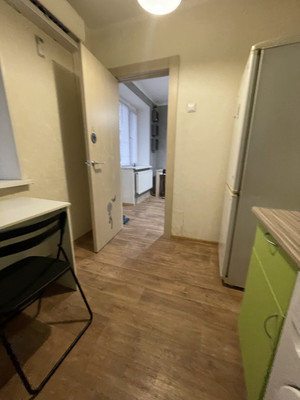 Продам однокомнатную (1-комн.) квартиру, Венеры ул, 44/, Верхнетемерницкий п