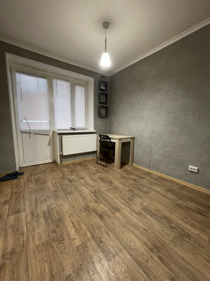 Продам однокомнатную (1-комн.) квартиру, Венеры ул, 44/, Верхнетемерницкий п