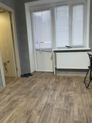 Продам однокомнатную (1-комн.) квартиру, Венеры ул, 44/, Верхнетемерницкий п