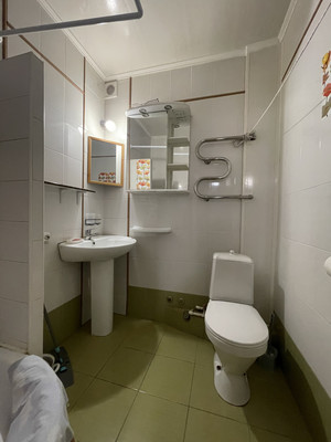 Продам однокомнатную (1-комн.) квартиру, Венеры ул, 44/, Верхнетемерницкий п