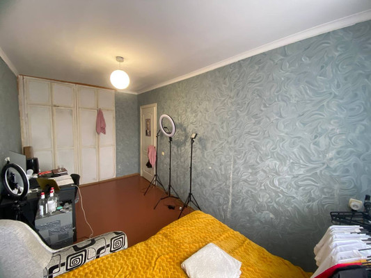 Продам трехкомнатную (3-комн.) квартиру, Беспалова ул, 29, Симферополь г