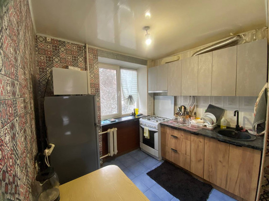 Продам трехкомнатную (3-комн.) квартиру, Беспалова ул, 29, Симферополь г