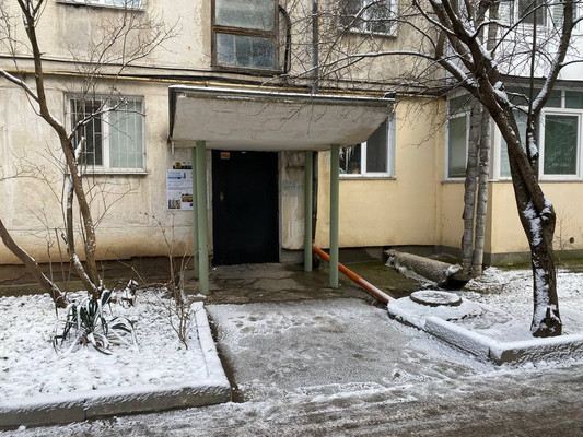 Продам трехкомнатную (3-комн.) квартиру, Беспалова ул, 29, Симферополь г