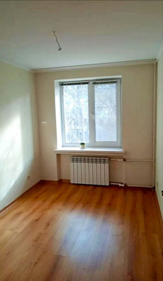 Продам многокомнатную квартиру, Залесская ул, 85, Симферополь г