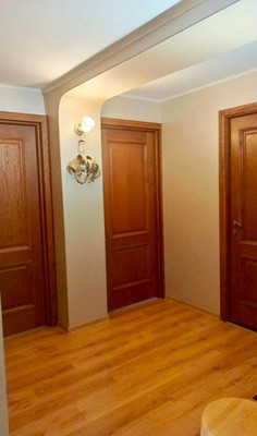 Продам многокомнатную квартиру, Залесская ул, 85, Симферополь г