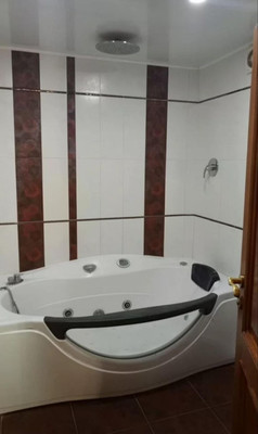 Продам многокомнатную квартиру, Залесская ул, 85, Симферополь г