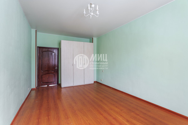 Продам трехкомнатную (3-комн.) квартиру, Сколковское ш, 7, Москва г