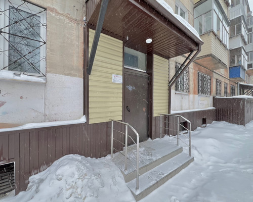 Продам двухкомнатную (2-комн.) квартиру, Коминтерна ул, 48кА, Нижний Тагил г