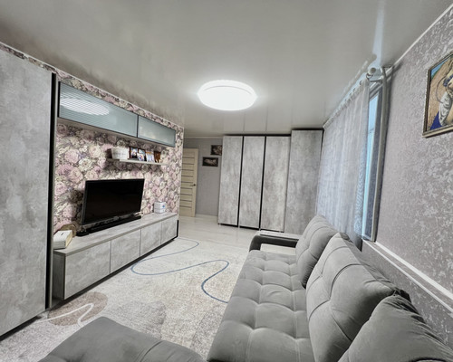 Продам двухкомнатную (2-комн.) квартиру, Коминтерна ул, 48кА, Нижний Тагил г