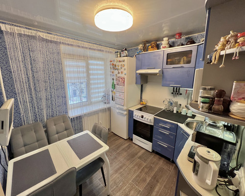 Продам двухкомнатную (2-комн.) квартиру, Коминтерна ул, 48кА, Нижний Тагил г