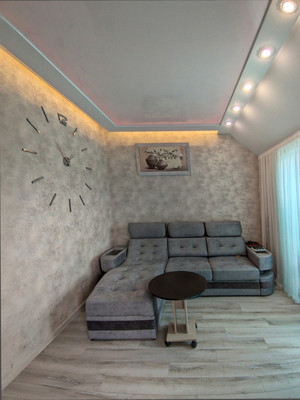 Продам двухкомнатную (2-комн.) квартиру, Яблочная ул, 52, Черешня с