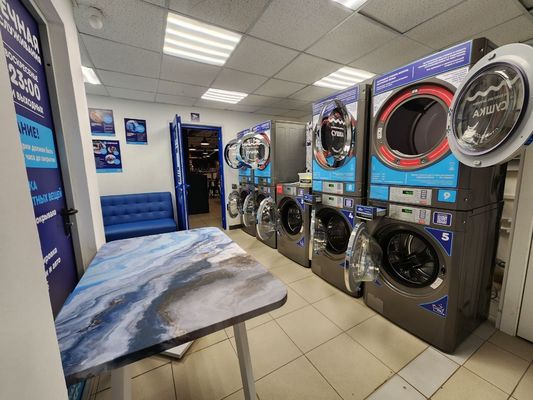 Продам коммерческое помещение 1 875 м2, Тушинская ул, 18, Москва г