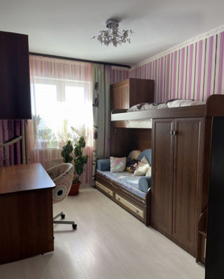 Продам трехкомнатную (3-комн.) квартиру, Ледовая ул, 11, Ханты-Мансийск г