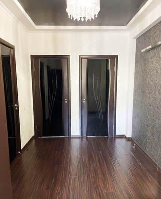 Продам трехкомнатную (3-комн.) квартиру, Ледовая ул, 11, Ханты-Мансийск г