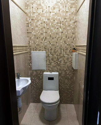 Продам трехкомнатную (3-комн.) квартиру, Ледовая ул, 11, Ханты-Мансийск г