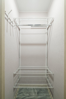 Продам однокомнатную (1-комн.) квартиру, Екатерининская ул, 8к1, Мурино п