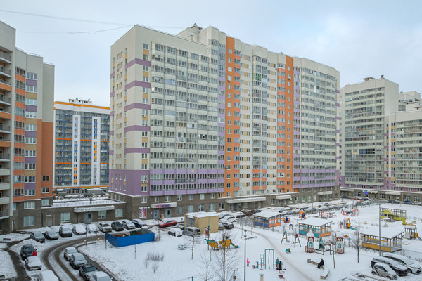 Продам однокомнатную (1-комн.) квартиру, Екатерининская ул, 8к1, Мурино п