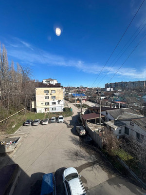 Продам однокомнатную (1-комн.) квартиру, Лизы Чайкиной ул, 38, Симферополь г