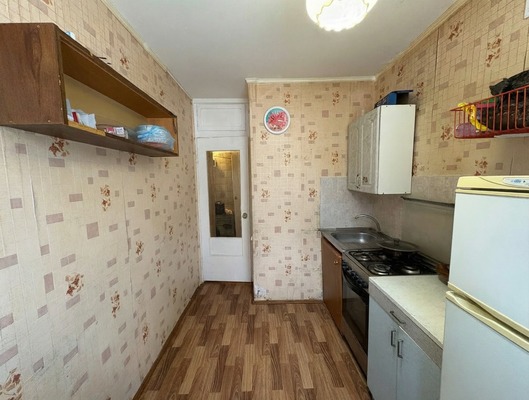 Продам двухкомнатную (2-комн.) квартиру, Красногвардейский б-р, 39, Подольск г