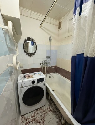 Продам двухкомнатную (2-комн.) квартиру, Красногвардейский б-р, 39, Подольск г