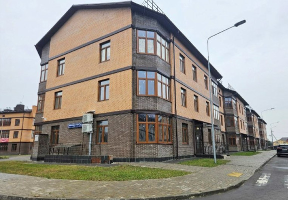 Продам трехкомнатную (3-комн.) квартиру, Березовая Роща ул, 12, Редькино д