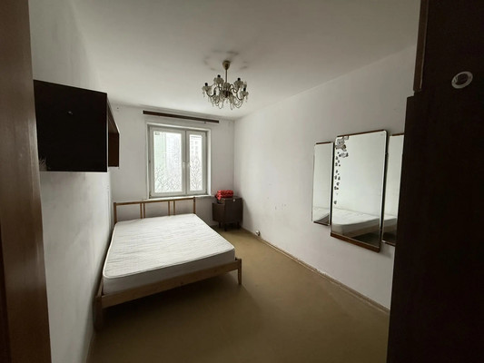 Продам трехкомнатную (3-комн.) квартиру, Никитинская ул, 27к3, Москва г