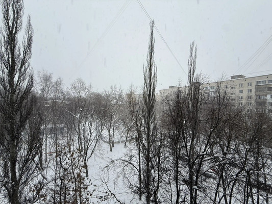 Продам трехкомнатную (3-комн.) квартиру, Никитинская ул, 27к3, Москва г