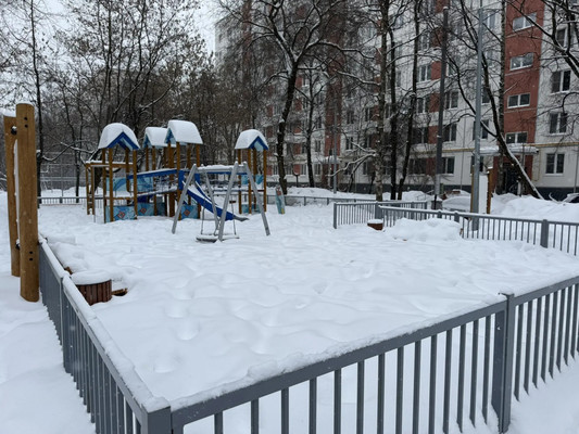 Продам трехкомнатную (3-комн.) квартиру, Никитинская ул, 27к3, Москва г