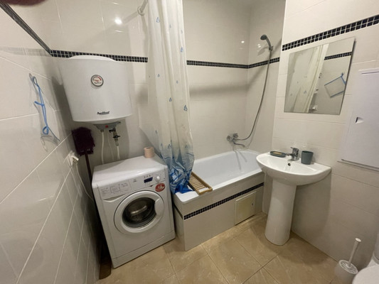 Продам однокомнатную (1-комн.) квартиру, Заречная ул, 21, Троицк г