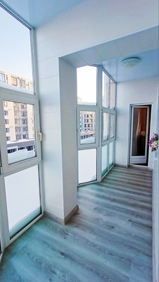 Продам трехкомнатную (3-комн.) квартиру, Карла Маркса ул, 28, Ханты-Мансийск г