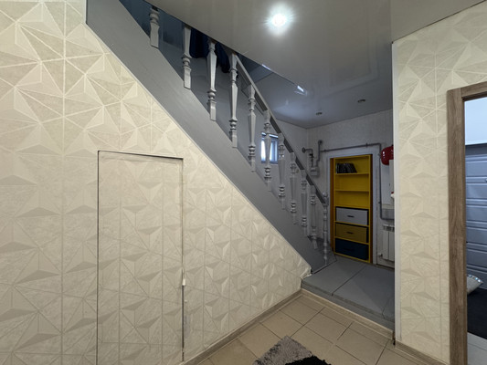 Продам дом, Заречная ул, 37, Ханты-Мансийск г, 0 км от города