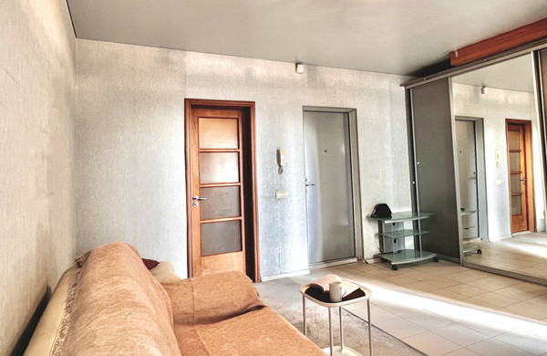 Продам однокомнатную (1-комн.) квартиру, Мячковский б-р, 1, Москва г