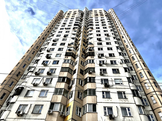 Продам однокомнатную (1-комн.) квартиру, Мячковский б-р, 1, Москва г